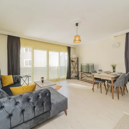 Luminous Flat W Shared Pool 5 Min To Lara *