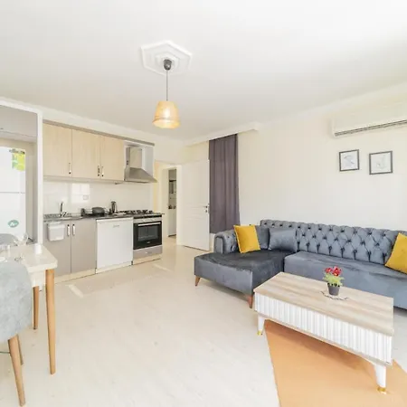 Apartment Luminous Flat W Shared Pool 5 Min To Lara